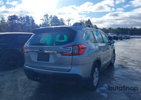 2023 Subaru Ascent Base 8-Passenger z USA, uszkodzony, nr VIN 4S4WMAAD3P3439722